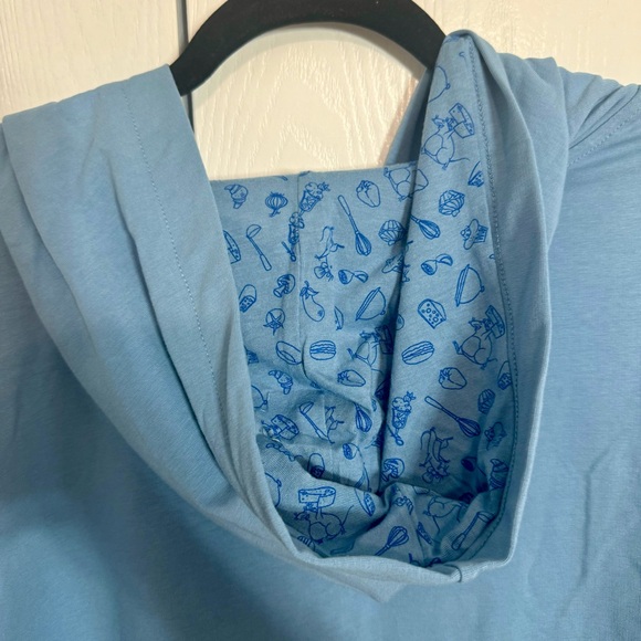 NWT. Disney Remy’s Ratatouille Adventure Zip up Hoodie 1X. blue zip-up hoodie - Picture 11 of 14